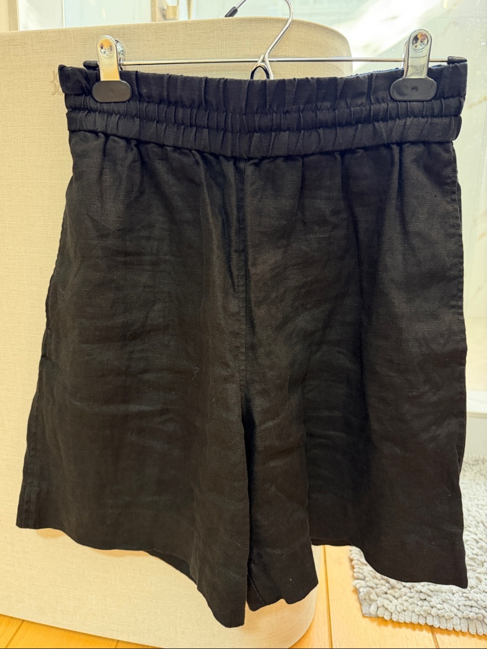 COS Black Elastic-Waist Linen Shorts - Picture 2 of 6